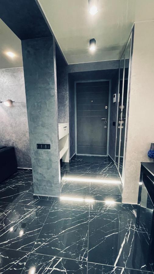 Luxury Design Apartments In The Center Of Kiev ภายนอก รูปภาพ