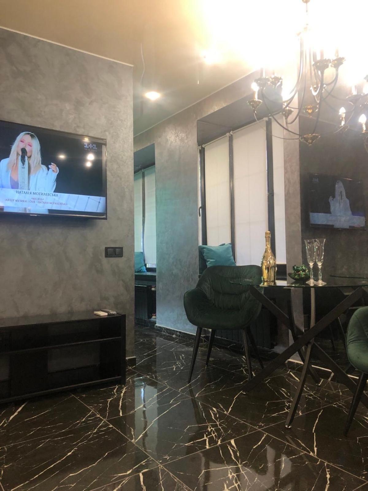 Luxury Design Apartments In The Center Of Kiev ภายนอก รูปภาพ